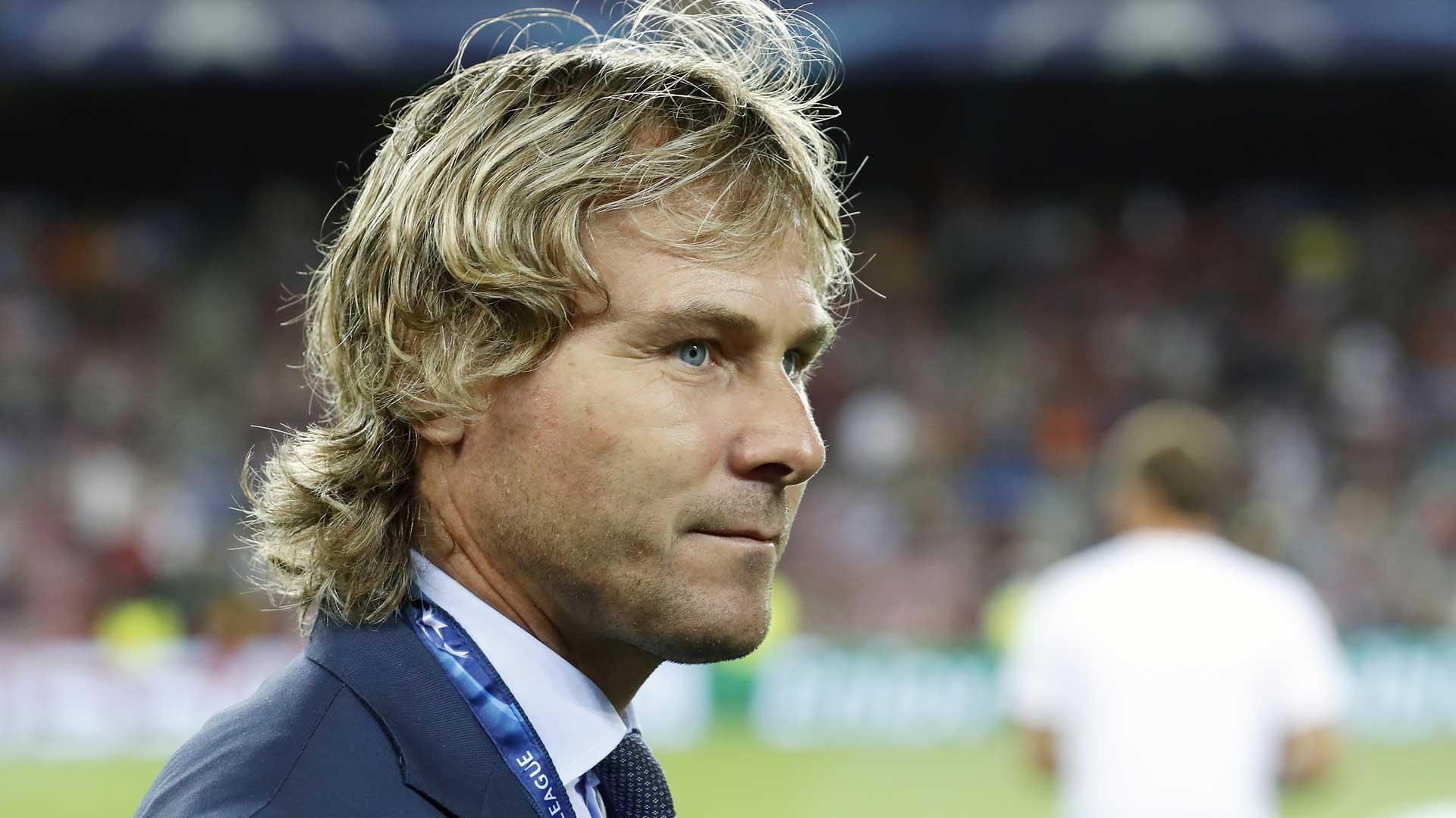 元チェコ代表のネドヴェド氏が現役復帰 故郷のアマチュアクラブで息子とプレーか Goal Com 元チェコ代表のネドヴェド氏が現役復帰 故郷のアマチュアクラブで息子とプレーか Goal Com