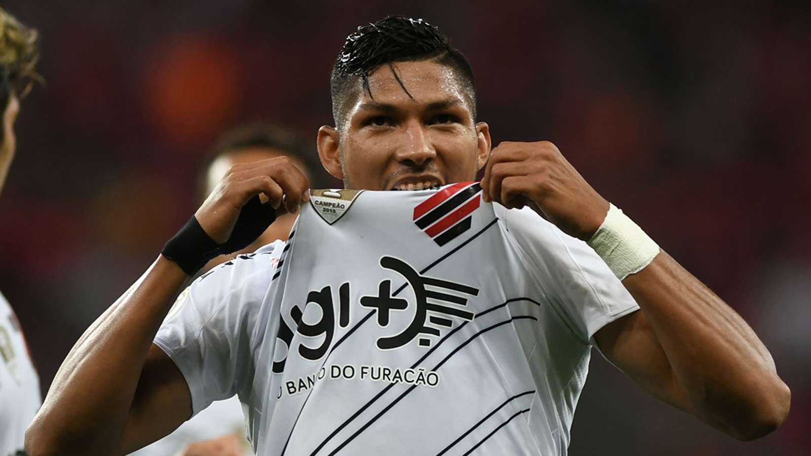 Rony já foi 'risco desnecessário' ao Corinthians antes de entrar para elite do mercado nacional