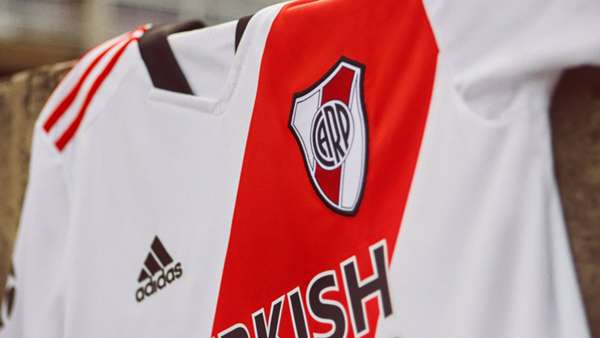 La nueva camiseta titular de River 2021, por los 120 años ...