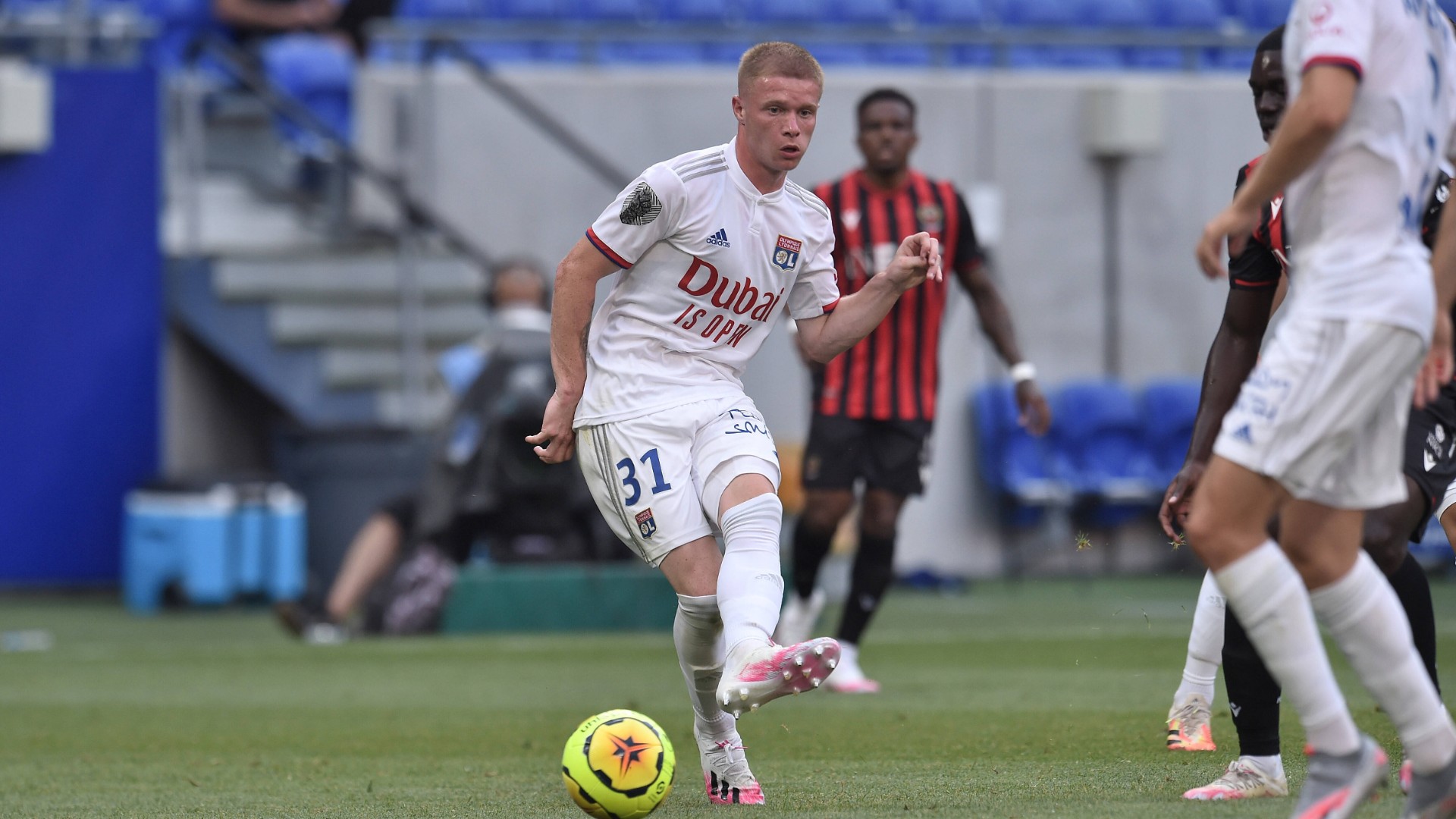 Le Bayern Munich débarque pour Melvin Bard — OL Le Bayern Munich débarque pour Melvin Bard — OL