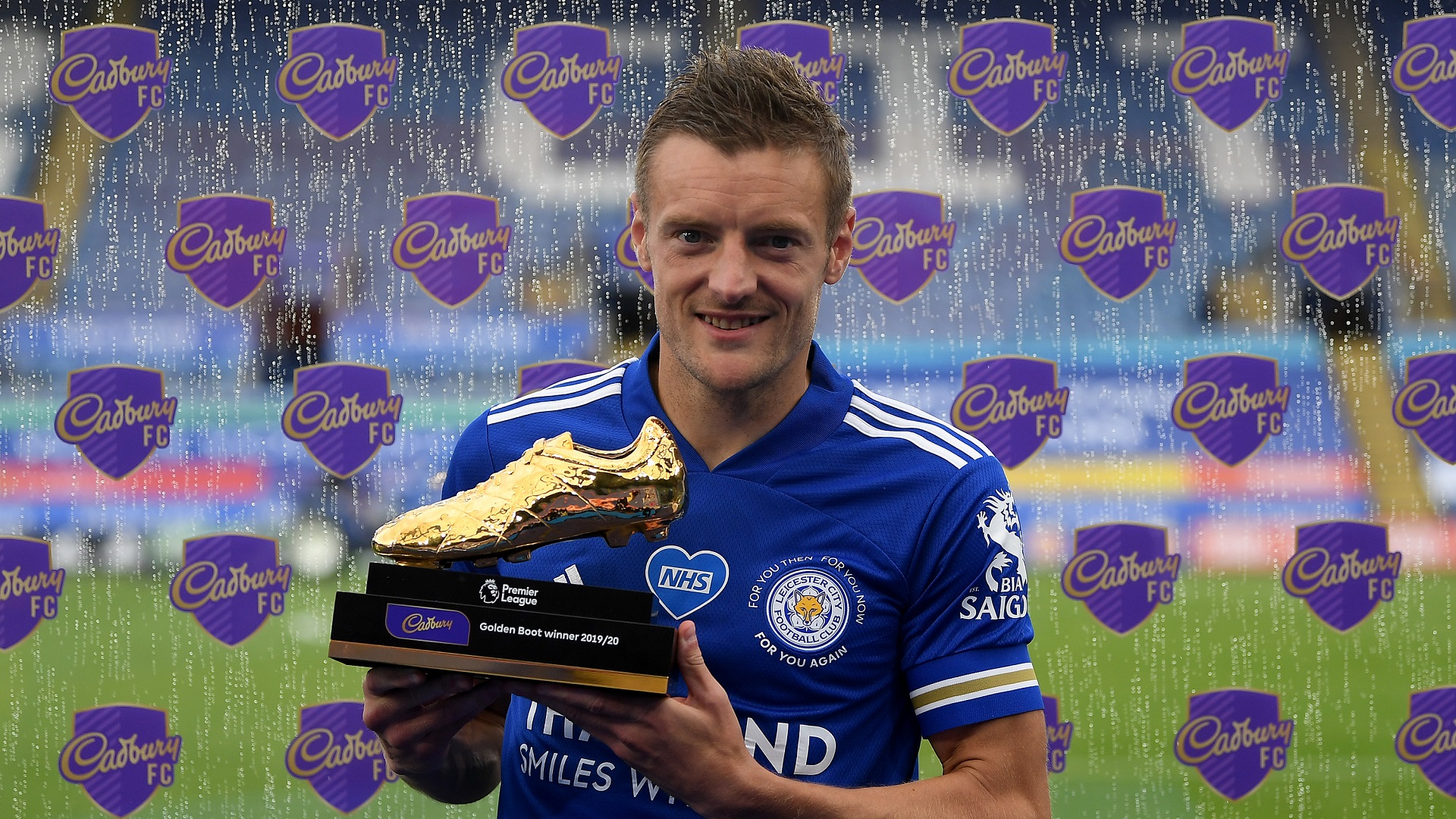 Vardy beats Ings, Aubameyang & Sterling to win Premier League ...