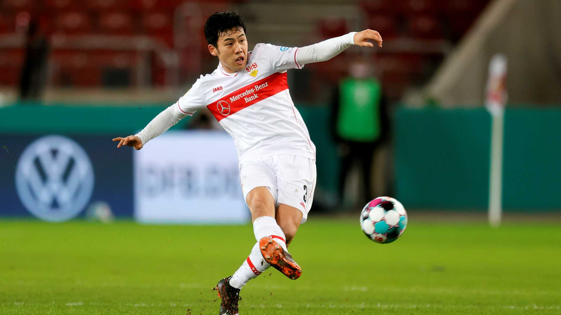 遠藤航は 傑出した選手 優勝経験のシュトゥットガルトobが現メンバーを当時のチームと比較 Goal Com 遠藤航は 傑出した選手 優勝経験のシュトゥットガルトobが現メンバーを当時のチームと比較 Goal Com
