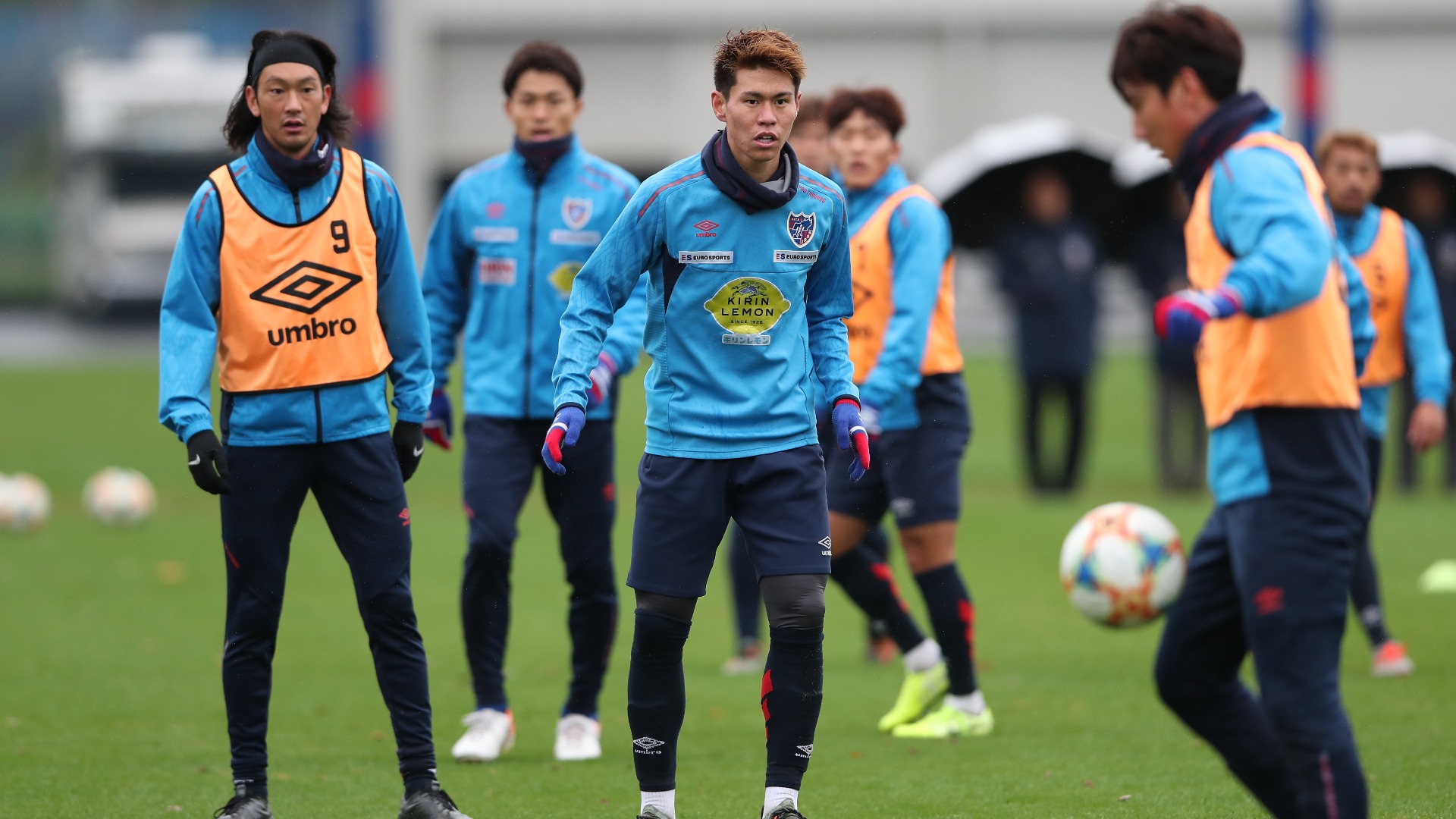 東京 熊本 代表 東京 ボランチ橋本拳人を形作る出会い すべてを糧に走り抜く Goal Com 東京 熊本 代表 東京 ボランチ橋本拳人を形作る出会い すべてを糧に走り抜く Goal Com