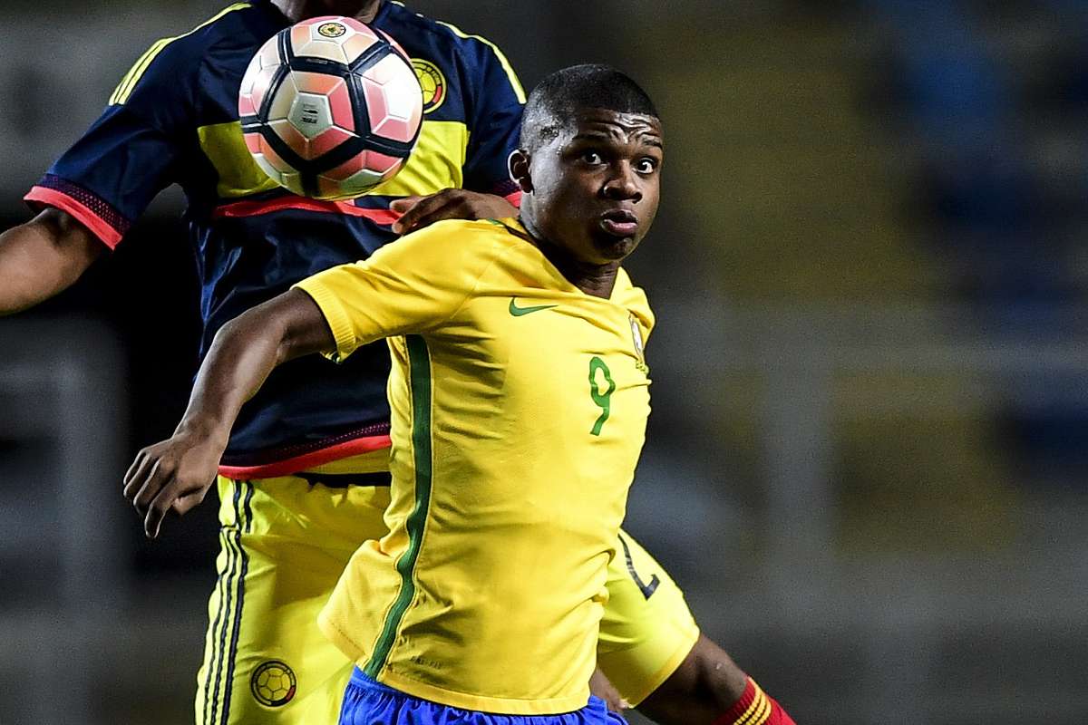 神戸がブラジルu 代表fwリンコンの獲得でフラメンゴと合意 移籍金は3億円 10番着用へ Goal Com 神戸がブラジルu 代表fwリンコンの獲得でフラメンゴと合意 移籍金は3億円 10番着用へ Goal Com