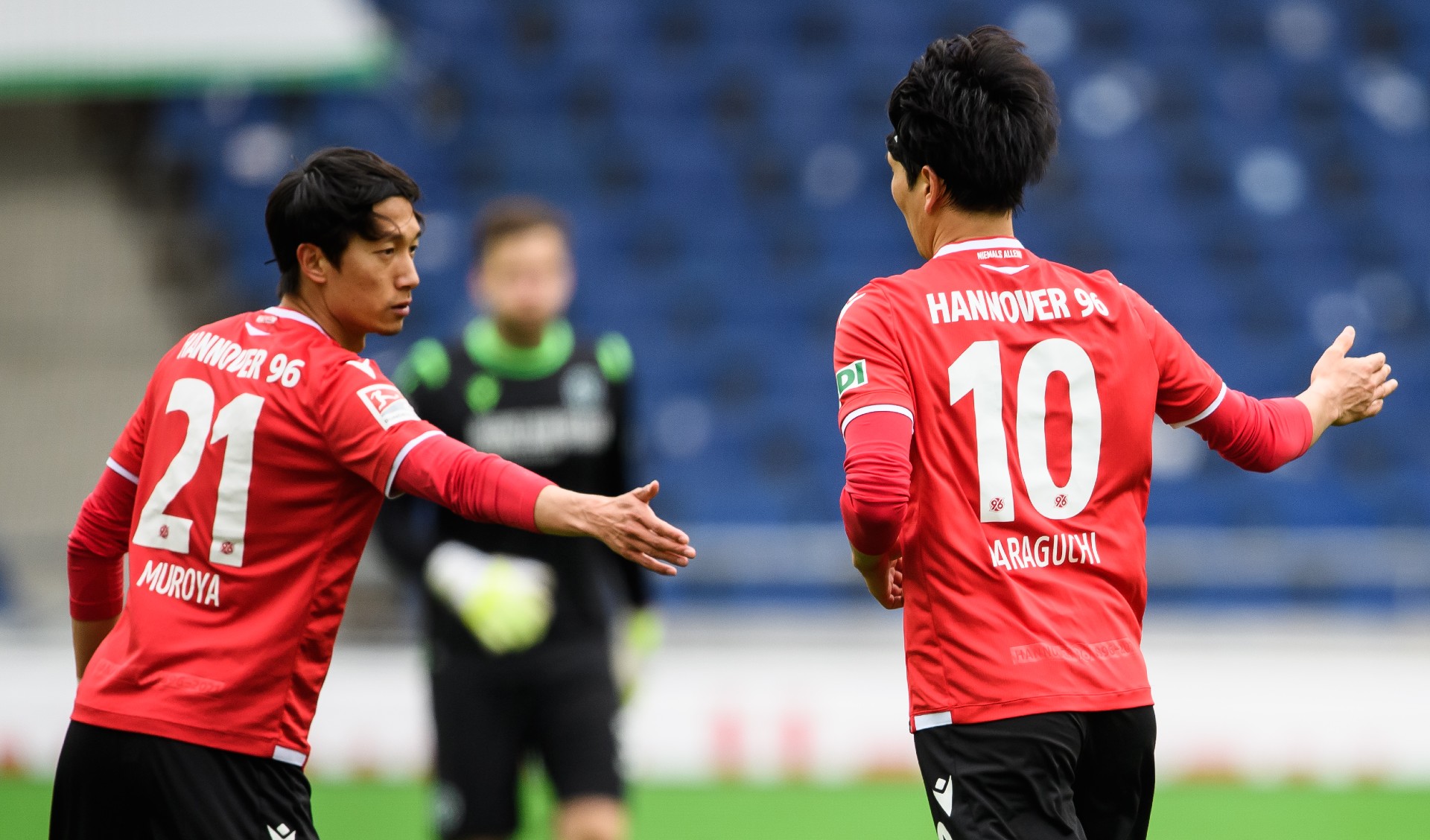 原口元気が2ゴール 室屋成が1アシスト ハノーファー 3点差追いついてhsvとドロー Goal Com 原口元気が2ゴール 室屋成が1アシスト ハノーファー 3点差追いついてhsvとドロー Goal Com