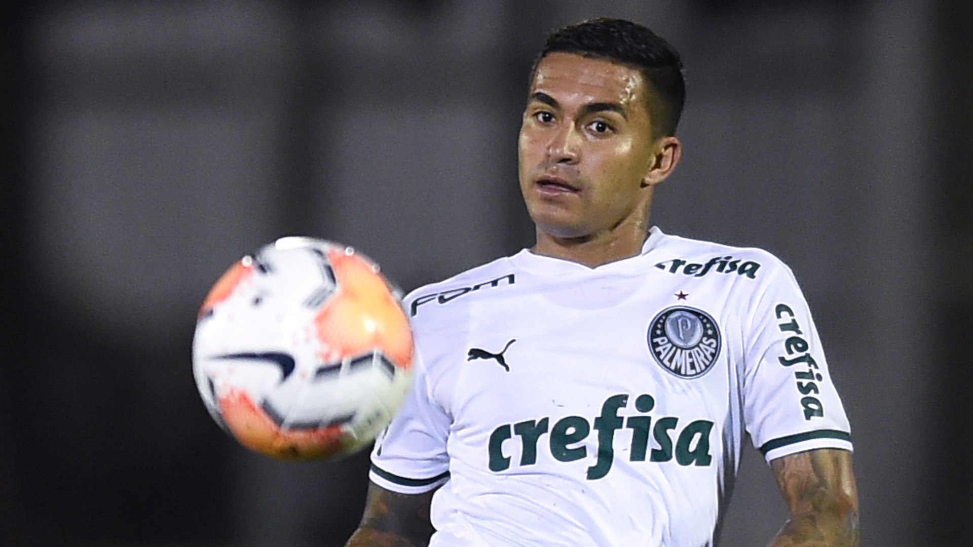 [COMENTE] Para você, quem é o substituto ideal de Dudu caso o atacante saia do Palmeiras?
