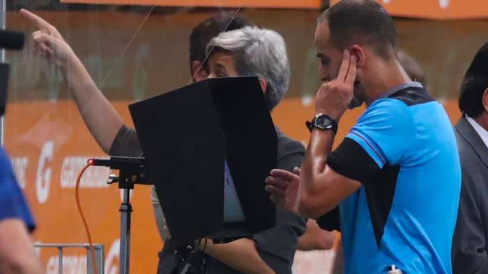 Clubes querem divulgação de conversas do VAR depois da partida