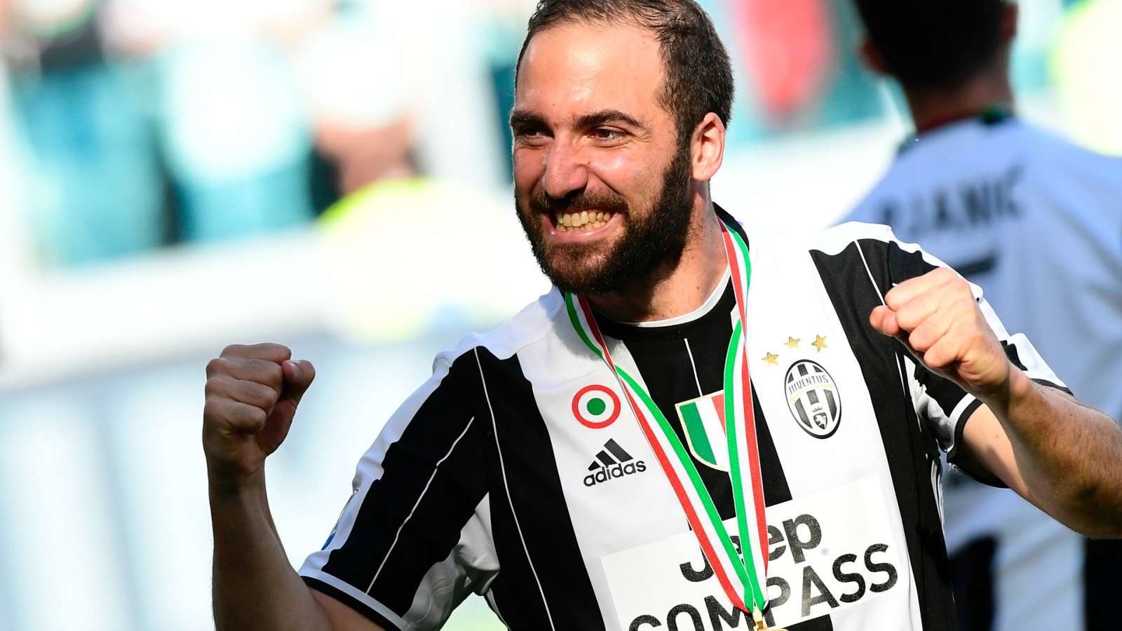 TOTS FIFA 17 Serie A 2016/2017: 98 per Higuain, Chiellini ...