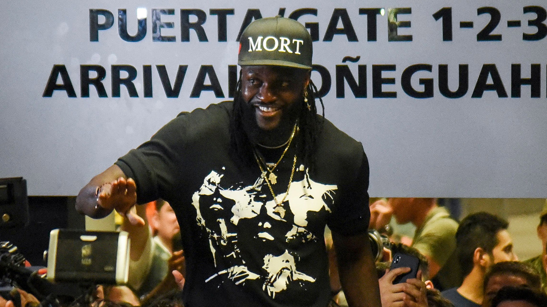 Olimpia Fans Go Wild For Evergreen Adebayor But Libertadores