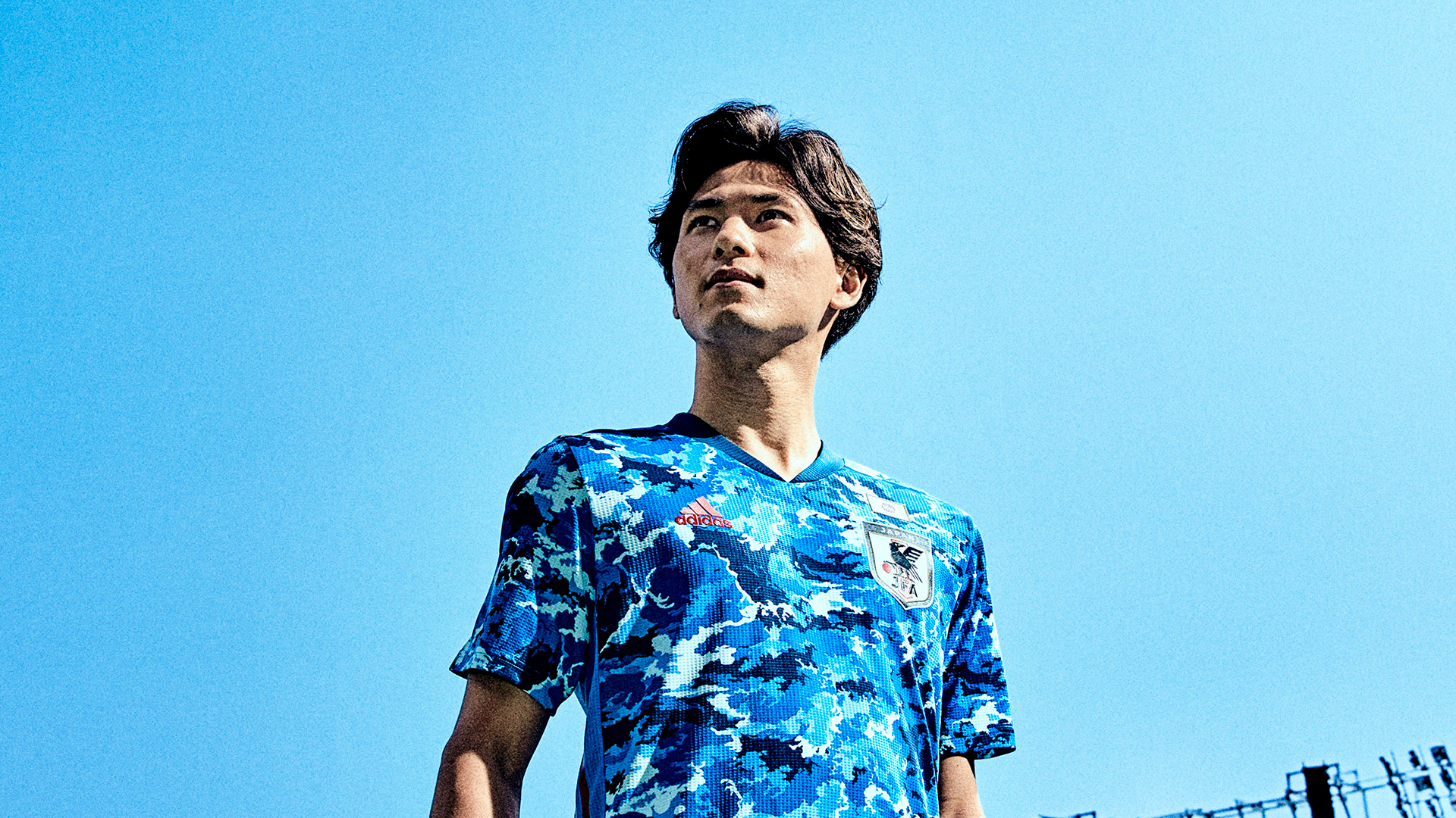 日本代表新ユニフォームに込められた願い 平和 スポーツの祭典に向けて 希望 をもたらす Goal Com 日本代表新ユニフォームに込められた願い 平和 スポーツの祭典に向けて 希望 をもたらす Goal Com