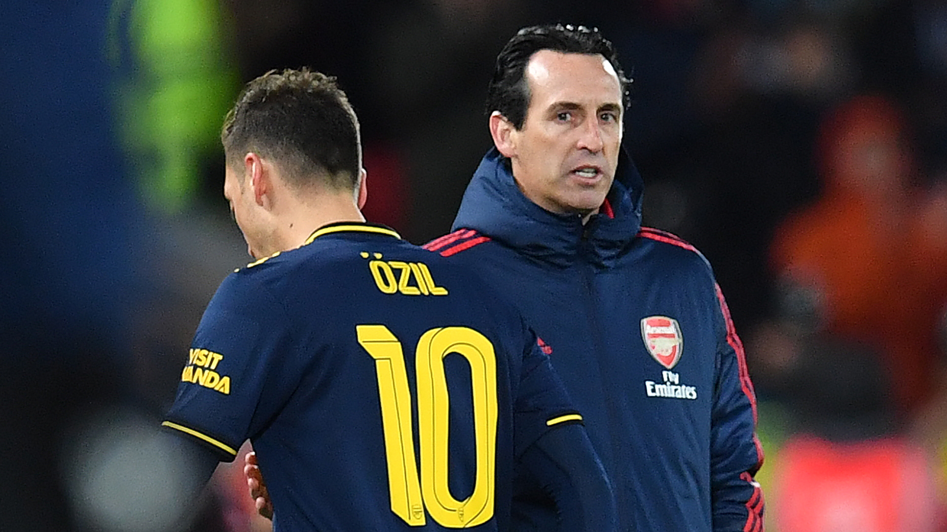Unai Emery Rechnet Mit Arsenal Fans Ab Und Kritisiert