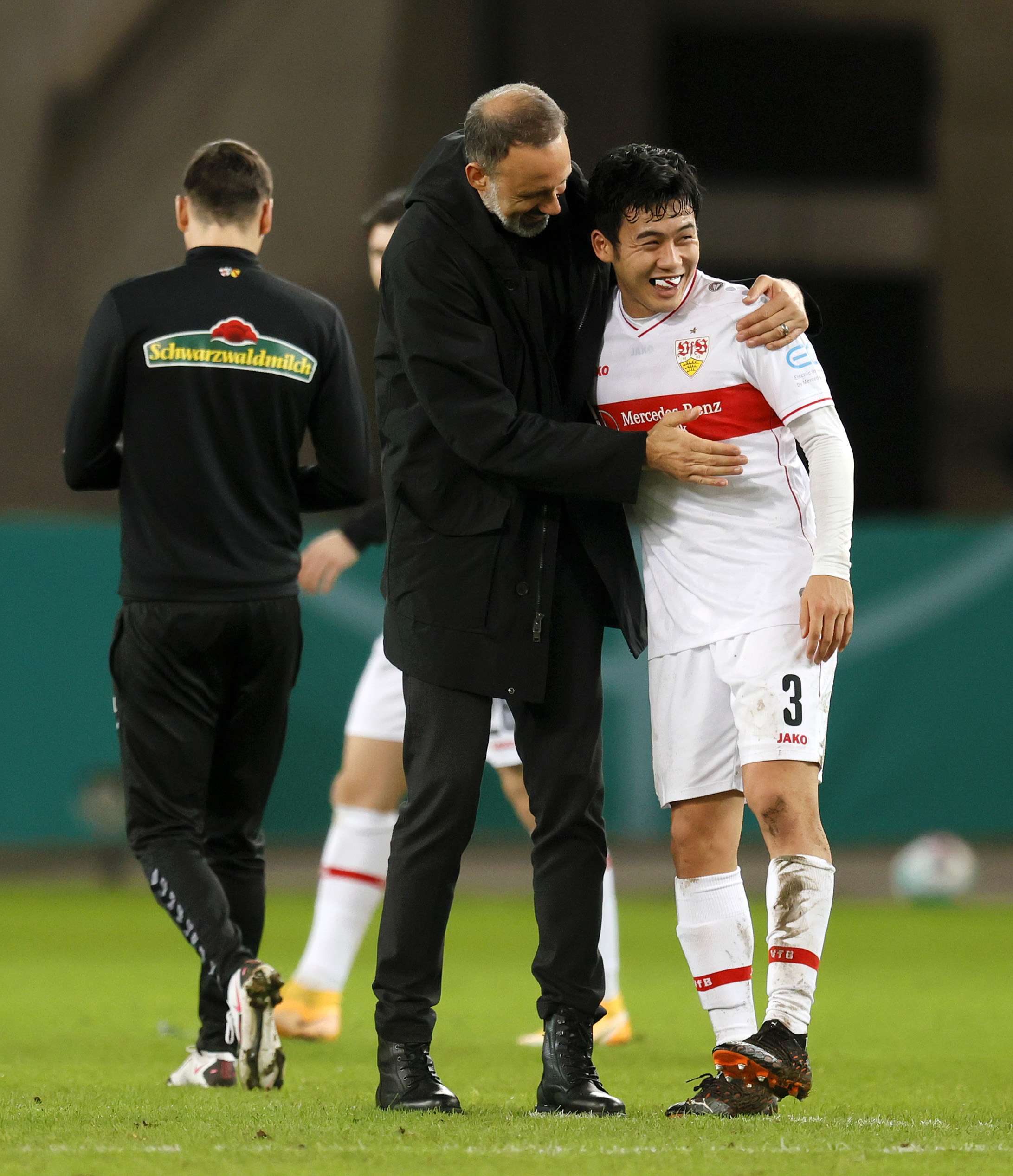 バイプレーヤーから中核として シュトゥットガルトで堂々たる進歩続ける遠藤航のいま Goal Com バイプレーヤーから中核として シュトゥットガルトで堂々たる進歩続ける遠藤航のいま Goal Com