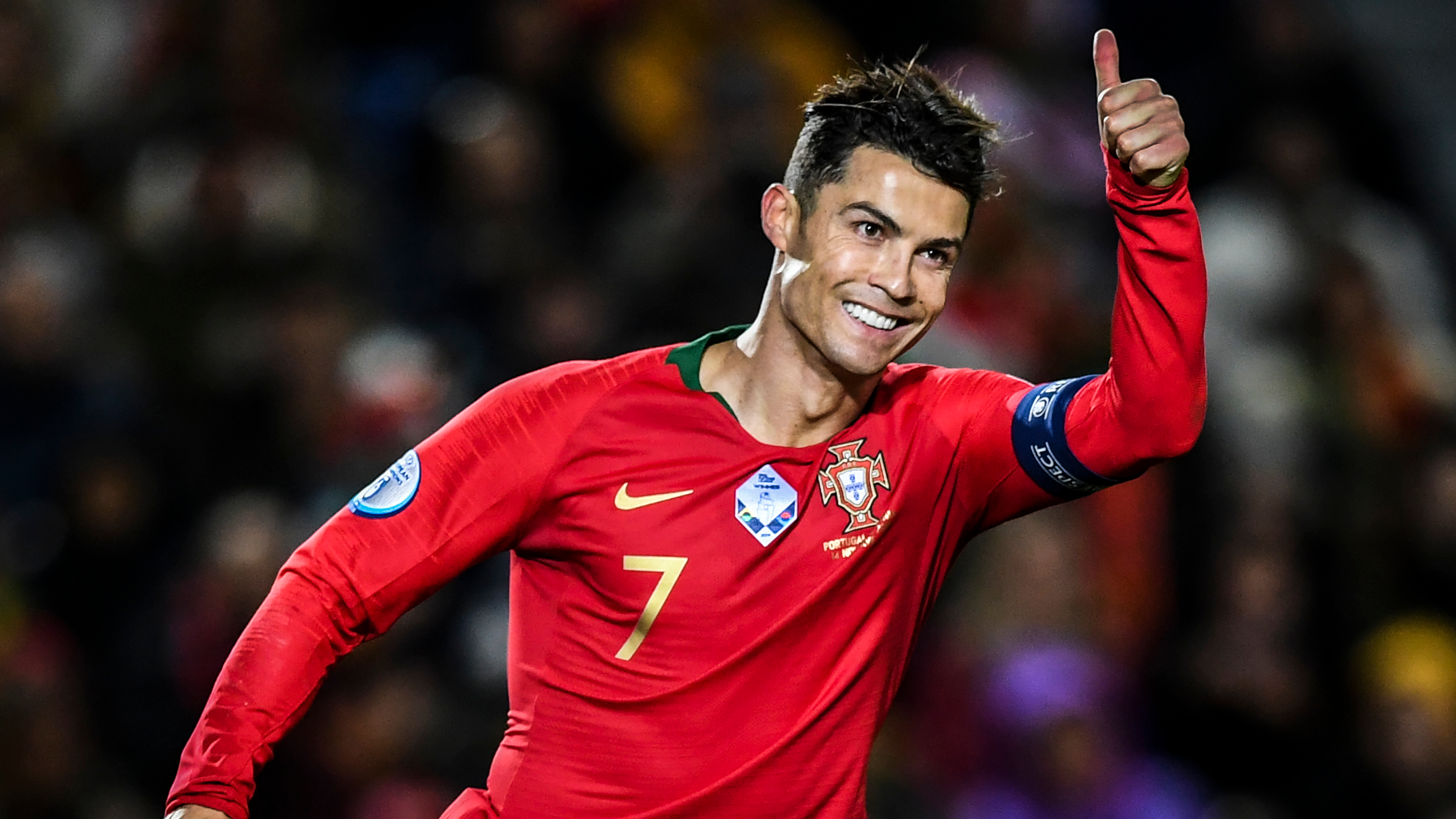 Ronaldo tài trợ giúp Bồ Đào Nha chống chọi với dịch bệnh Covid-19 ...