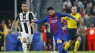Lionel Messi Miralem Pjanic Juventus Barcelona