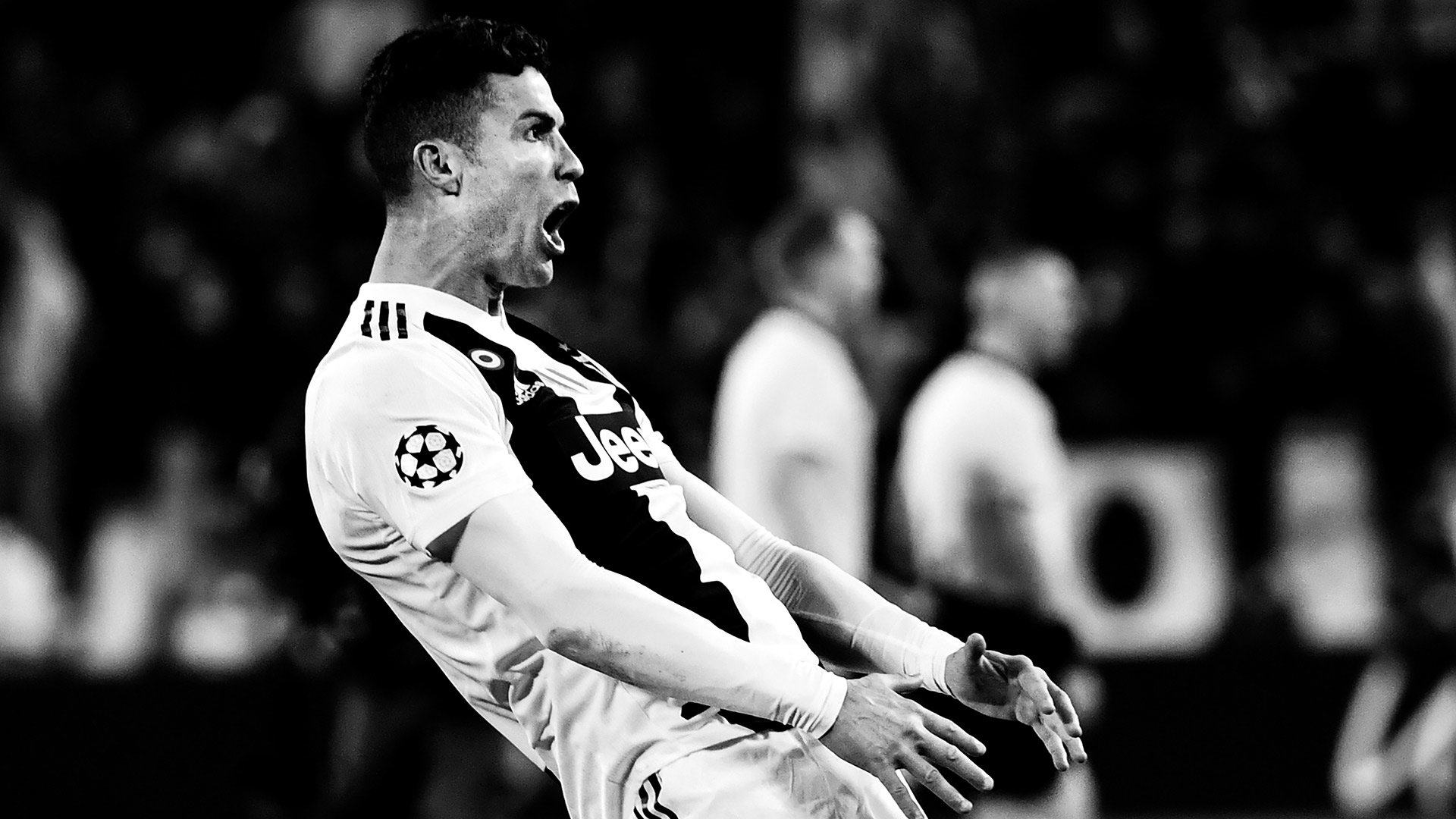 スターがやっても真似しちゃダメ C ロナウドらで話題の 股間パフォ を敢行した若手fwが一発退場 Goal Com