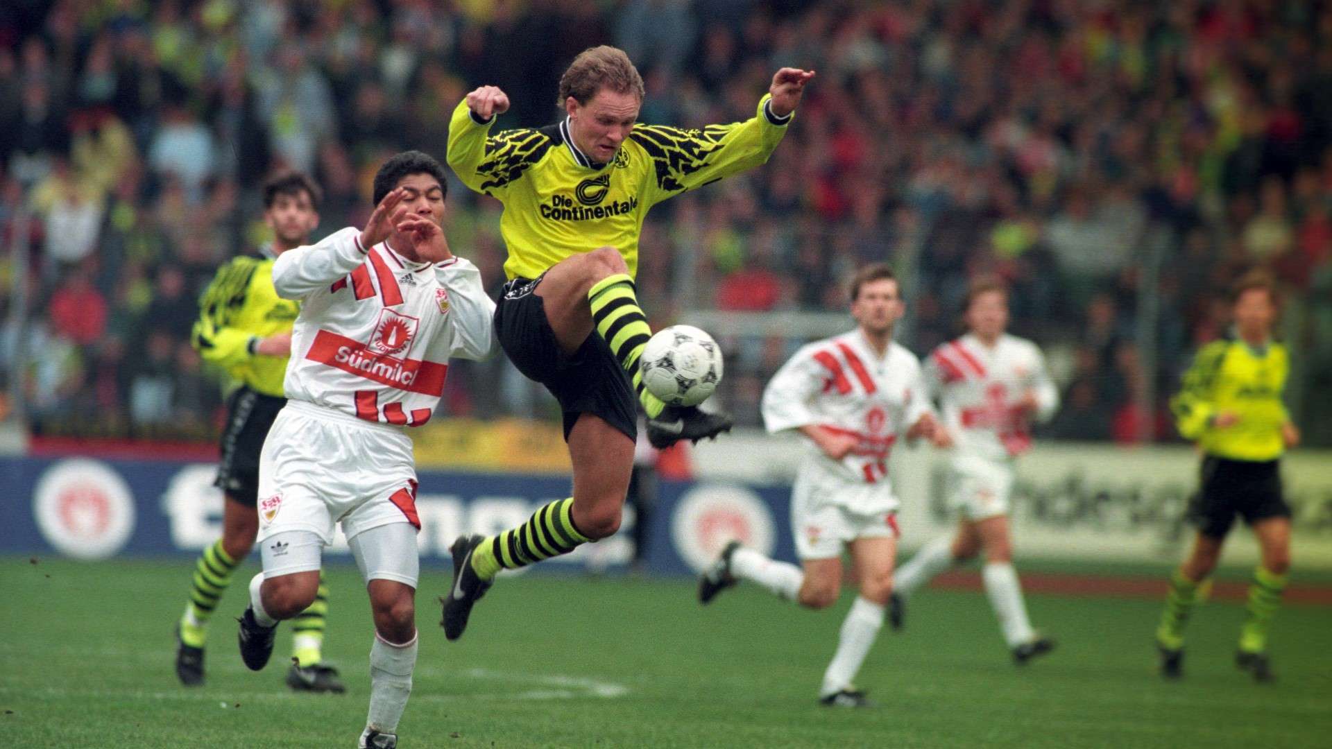 Bodo Schmidt Im Interview Uber Die Bvb Meisterschaft 1995 Es War Der Grosste Rausch Meiner Dortmunder Zeit Goal Com
