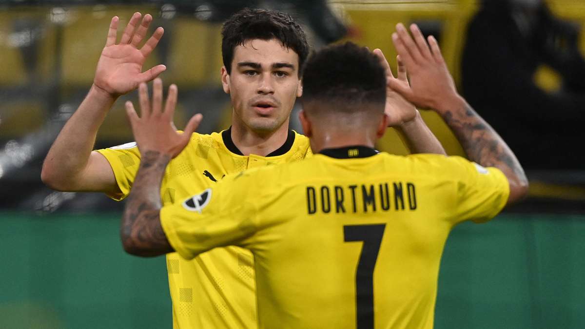 Hajar Holstein Kiel, Borussia Dortmund Tantang RB Leipzig ...