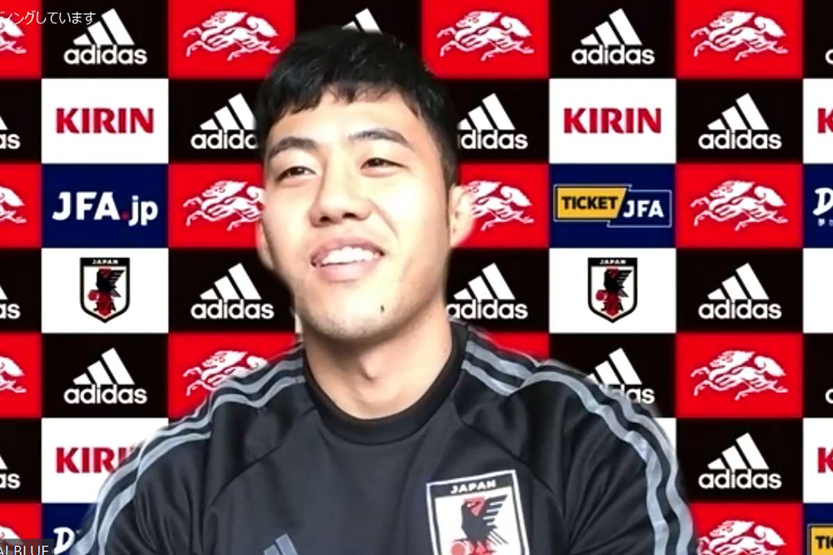 日本代表 遠藤航が明かすマウスピースの秘密 ファイターらしく見えるかな 笑 Goal Com 日本代表 遠藤航が明かすマウスピースの秘密 ファイターらしく見えるかな 笑 Goal Com