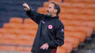 Simba SC coach Didier Gomes Da Rosa in action.