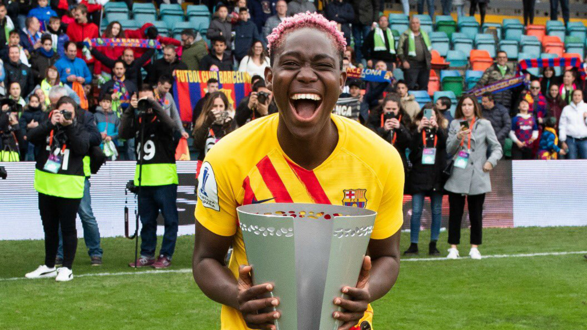 Oshoala S Barcelona Retain Spanish Primera Iberdrola Title Goal Com