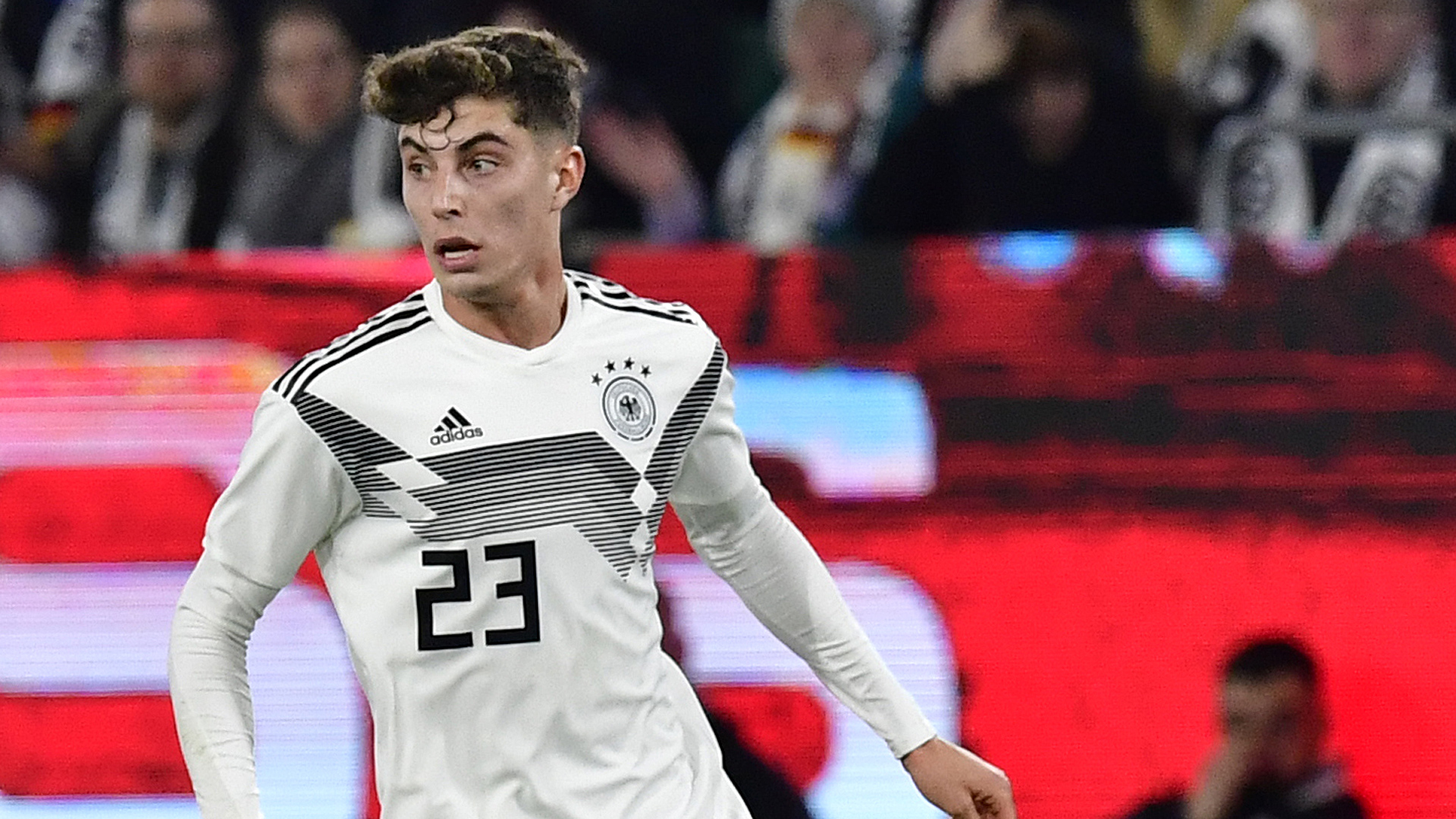 バイエルン 19歳ドイツ代表mfに90億円準備も足らず 要求額に30億の開きとも Goal Com バイエルン 19歳ドイツ代表mfに90億円準備も足らず 要求額に30億の開きとも Goal Com