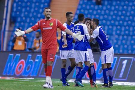 فيديو - تيفو جمهور الهلال في القمة الخليجية بدوري الأبطال ...