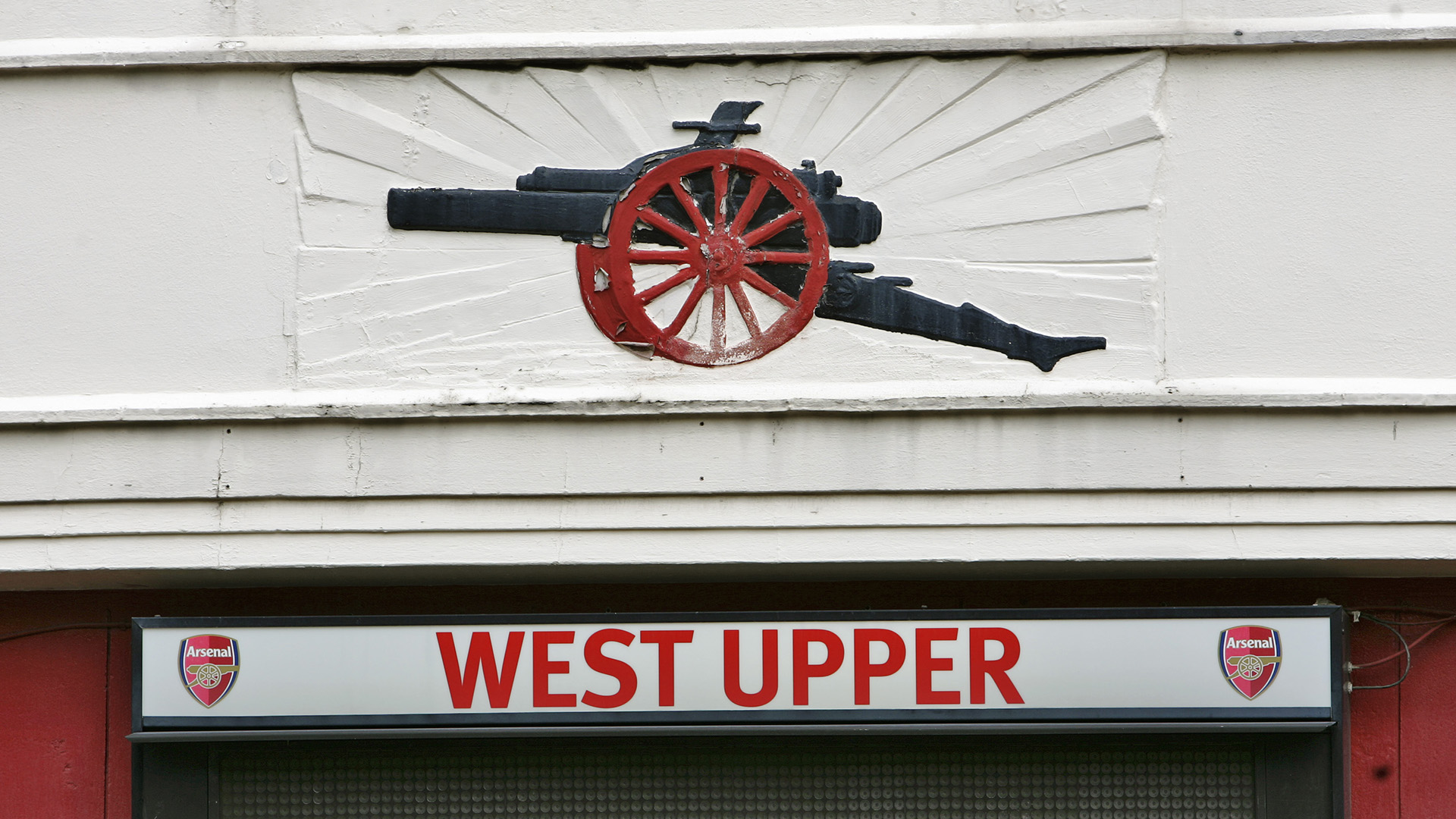 Why Is Arsenal S Nickname The Gunners Club Term Badge Explained Goal Com