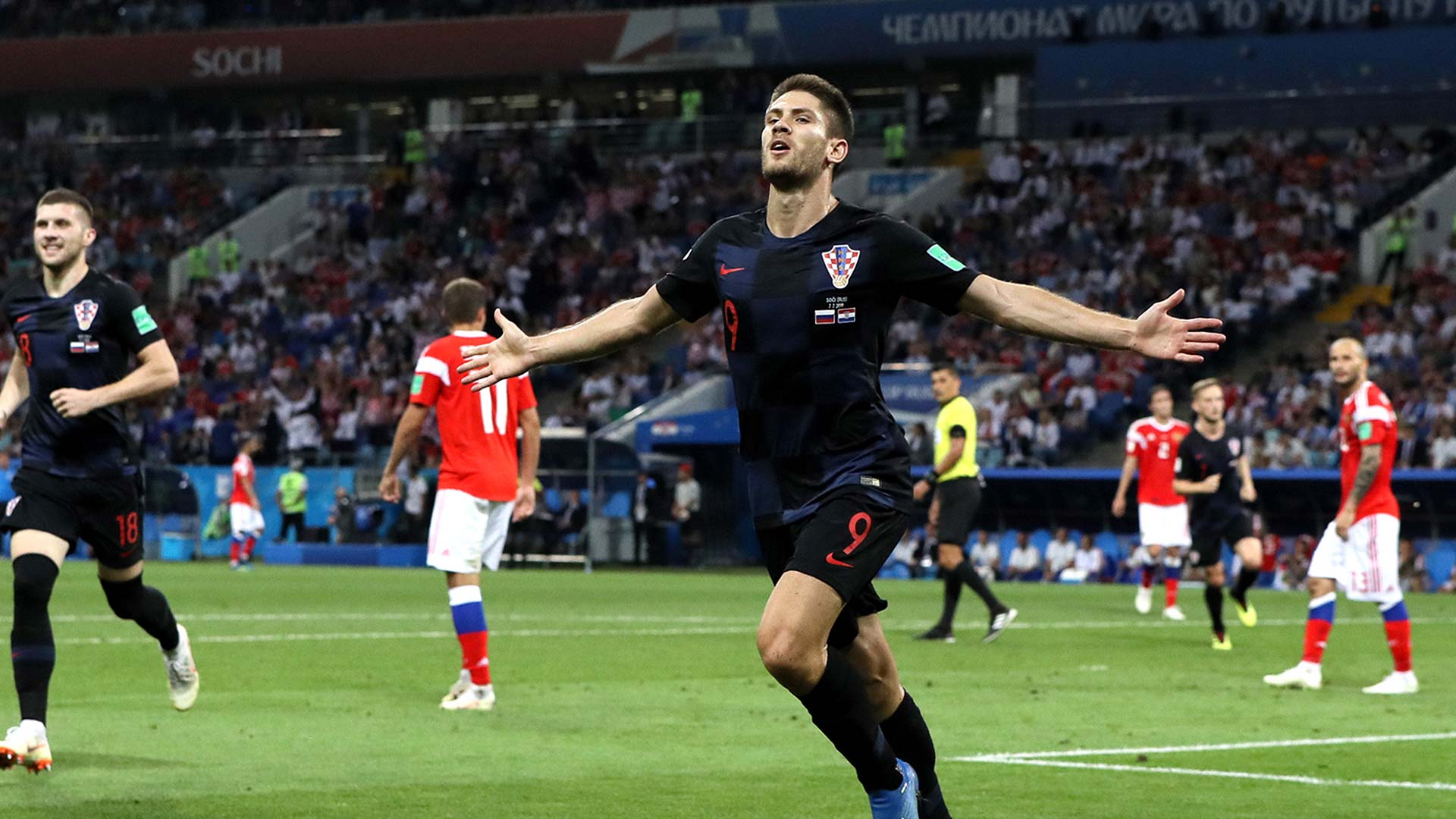 熱狂する開催国 ロシアを下すも疲労困憊のクロアチア 最大の勝者はイングランドだ W杯特別コラム Goal Com 熱狂する開催国 ロシアを下すも疲労困憊のクロアチア 最大の勝者はイングランドだ W杯特別コラム Goal Com