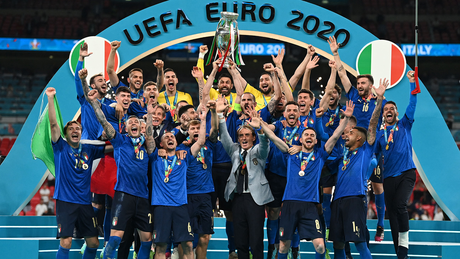 Euro優勝コラム イタリアが国民とメディアの 代表熱 を取り戻すまで Goal Com Euro優勝コラム イタリアが国民とメディアの 代表熱 を取り戻すまで Goal Com