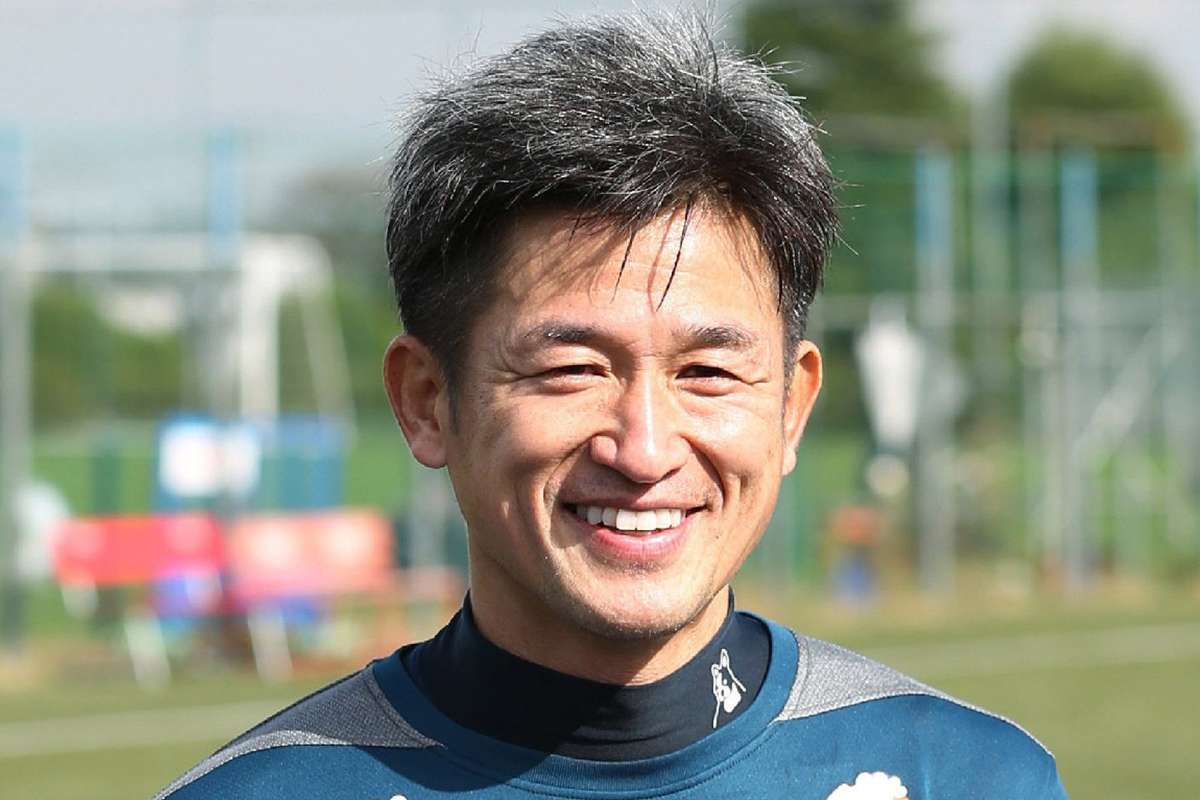 Kazuyoshi Miura Signs New Yokohama Contract Ahead Of 54th Birthday Goal Com Kazuyoshi Miura Signs New Yokohama Contract Ahead Of 54th Birthday Goal Com