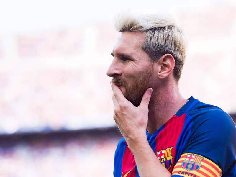 Messi Downgraded On Fifa 17 As Ronaldo Reigns Supreme In Player Ratings Goal Com