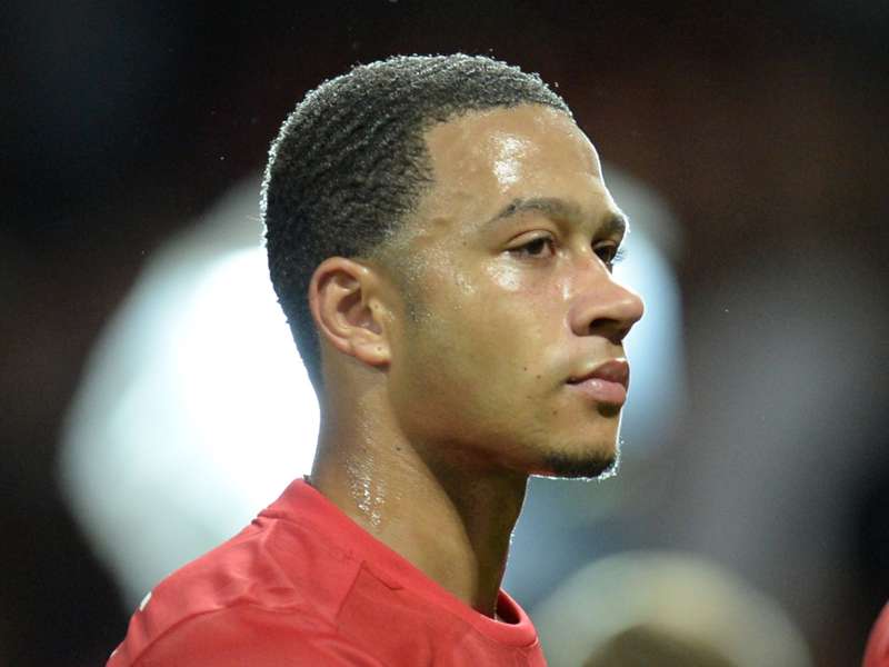'Memphis Depay is struggling because he misses his mother' | Goal.com