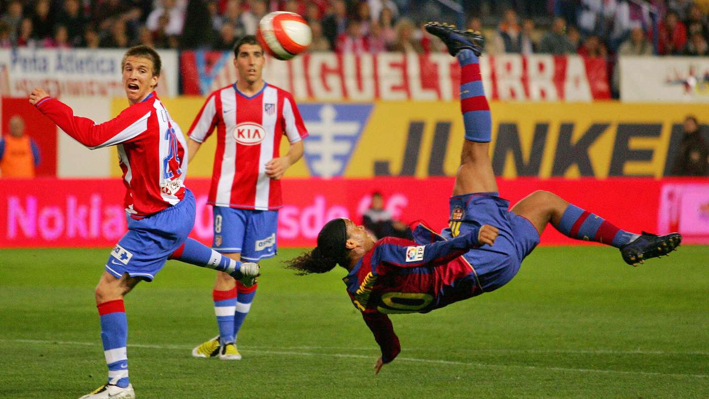 Os 10 melhores momentos de Ronaldinho Gaúcho no Barcelona Os 10 melhores momentos de Ronaldinho Gaúcho no Barcelona