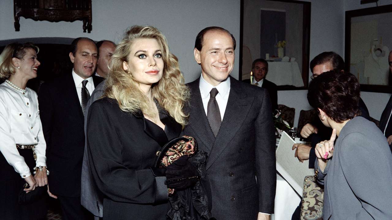 Sex With Secretaries Tanned Barack Obama And Birthday Boy Silvio Berlusconi S Most Infamous Quotes Goal Com