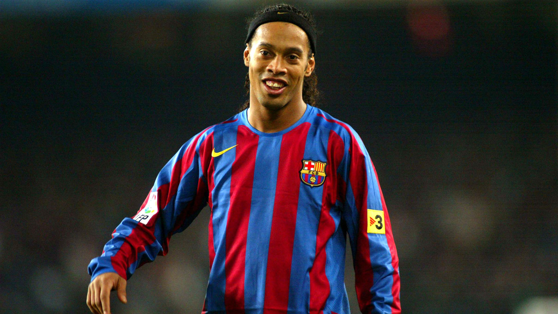Ronaldinho open to helping Chapecoense, but has South American, European and MLS offers' | Goal.com