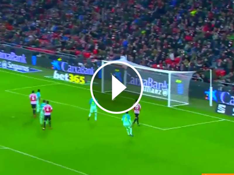 ¡Al ángulo! El primer gol de Messi en el 2017 | Goal.com