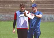 Ronald Raldes con Beñat San José