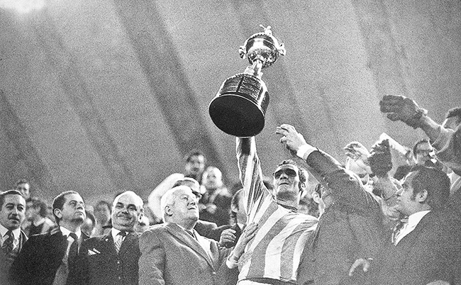 En que año gano racing la libertadores Clearance