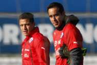 Claudio Bravo - Alexis Sánchez