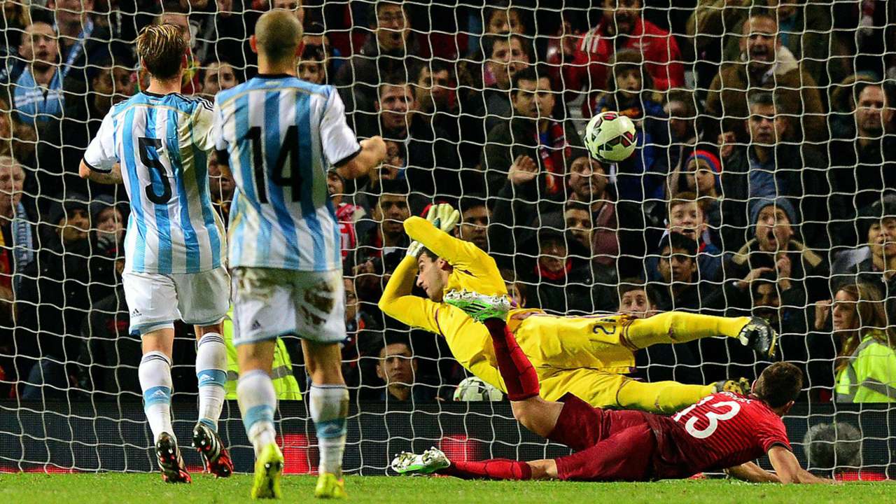 Lionel Messi V Cristiano Ronaldo At Old Trafford Goal Com
