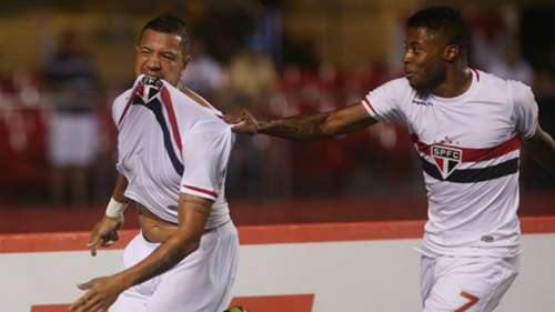 Antonio Carlos e Michel Bastos - São Paulo