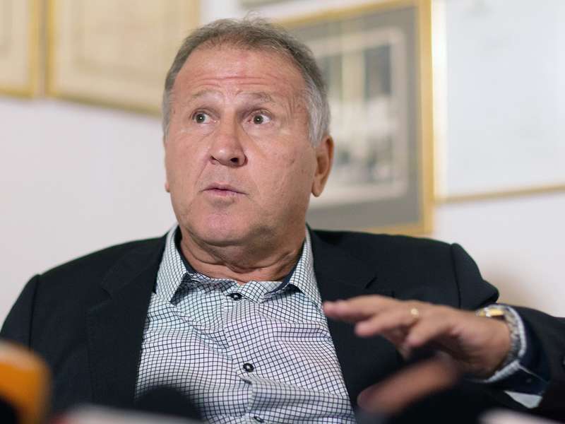 Uefa事務局長がfifa会長選に立候補 元日本代表監督ジーコ氏は出馬を断念 Goal Com