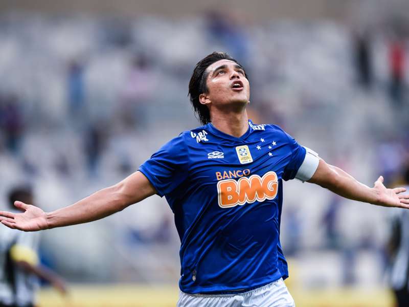Ao Lado De Estrelas Marcelo Moreno Promete Muitos Gols Na Copa America 2015 Goal Com