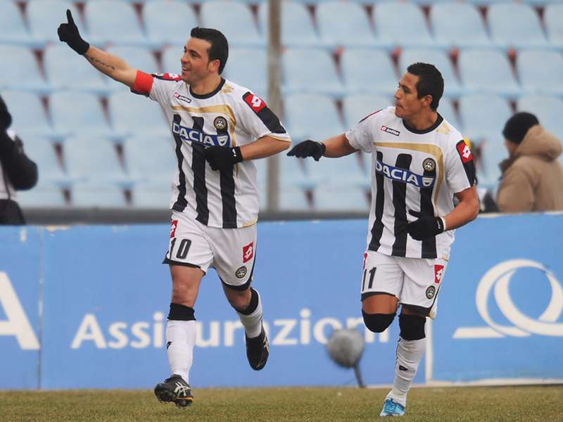 antonio-di-natale-y-alexis-sanchez_5ywmoc8g8yct1wr423jw4vzc1.jpg