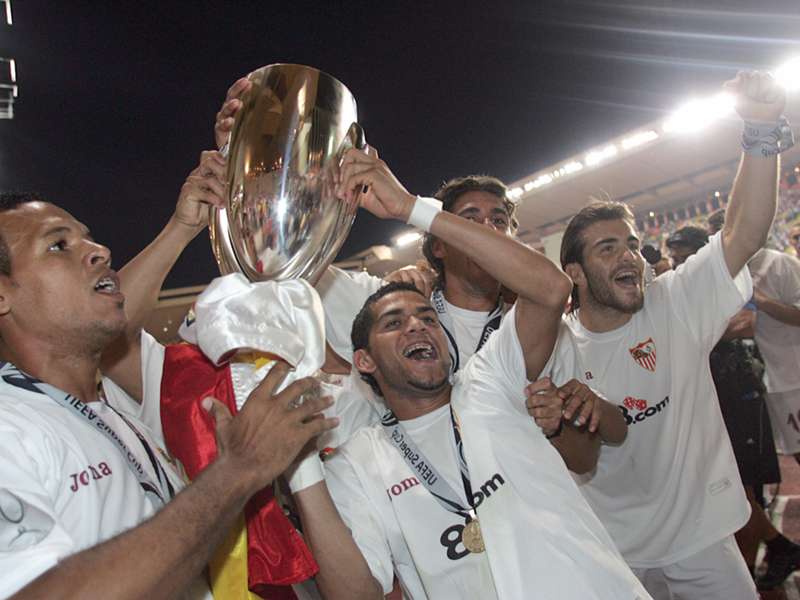 El día que Alves le ganó una Supercopa al Barça | Goal.com