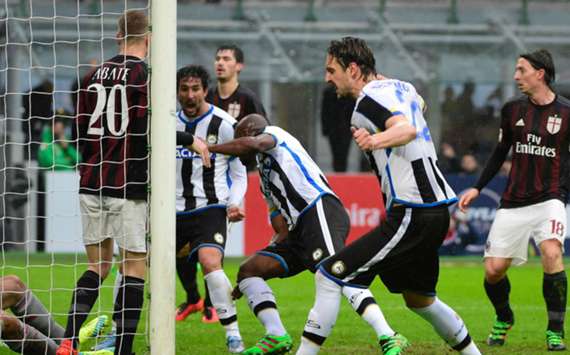 Ac Milan 1 1 Udinese Niang Strike Cancels Out Armero Opener Goal Com
