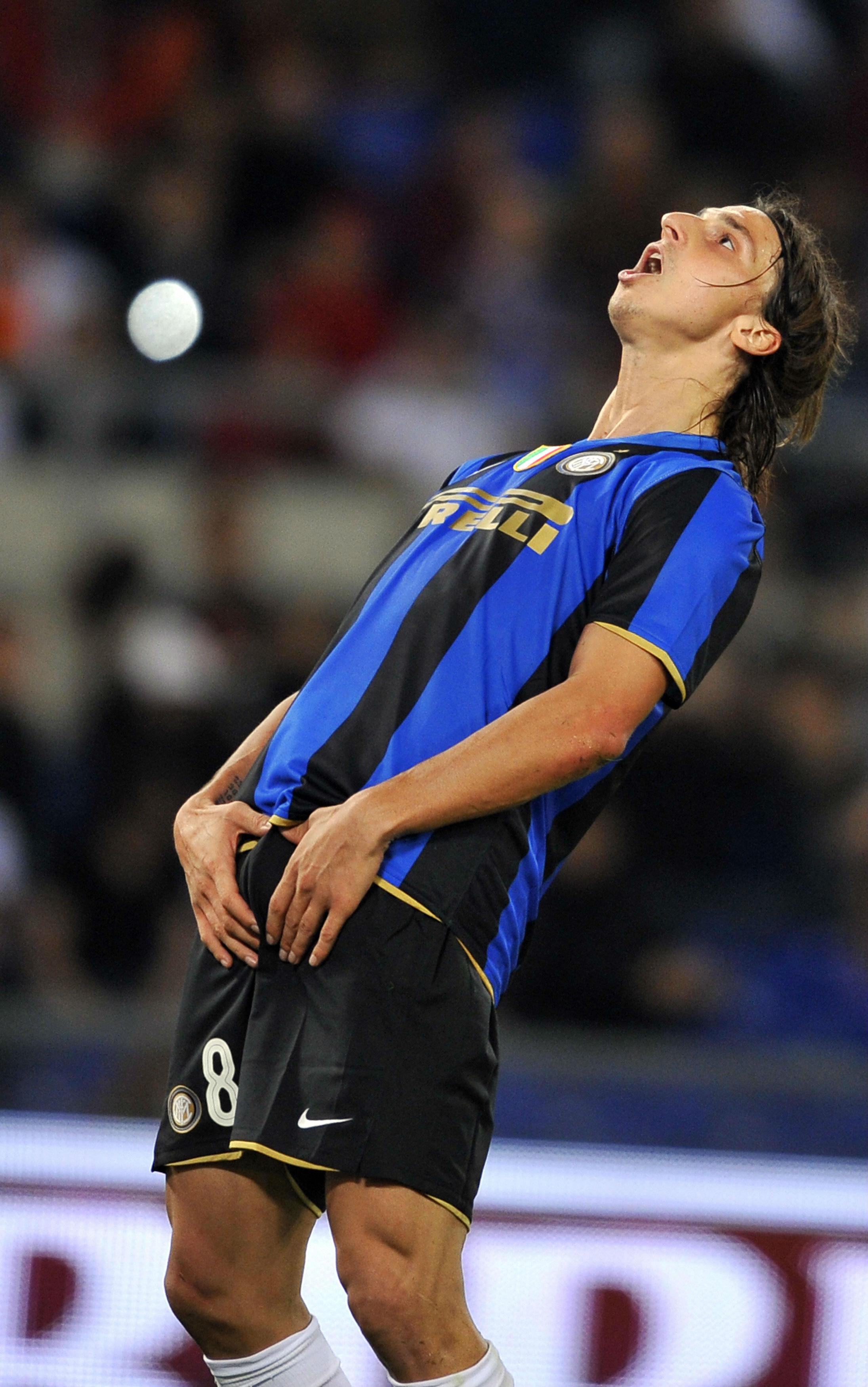 Ibrahimovic Inter Contro Nel Derby 8 Anni Dopo Tra Gestaccio Alla Nord E Goal Dell Ex Goal Com