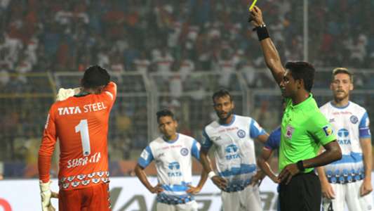 Isl 2017 18 Jamshedpur Hard Done By As Referee Steals The Headlines Goal Com jamshedpur hard done by as referee