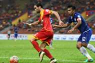 Selangor's Mauro Olivi (left) vying for the ball with Felda United's Shukor Adan in their teams' match 26/7/2016