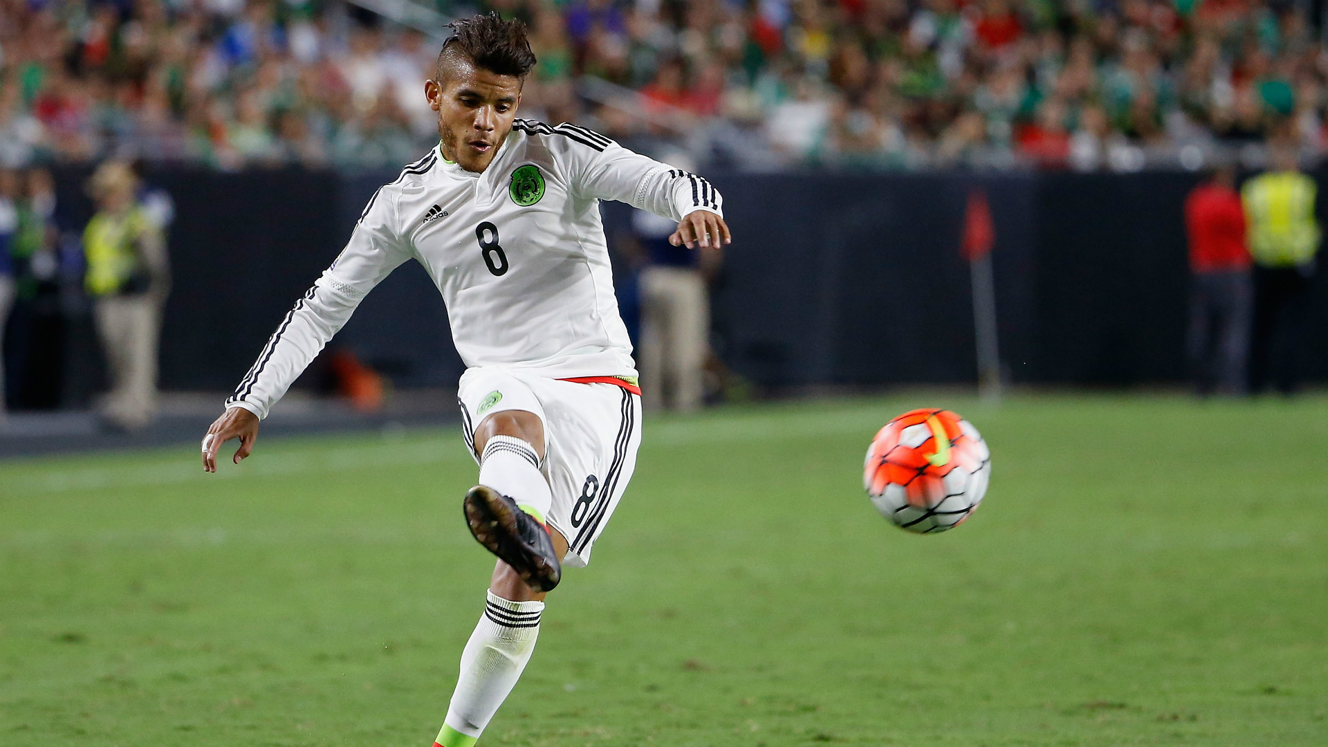 Jonathan dos Santos México.